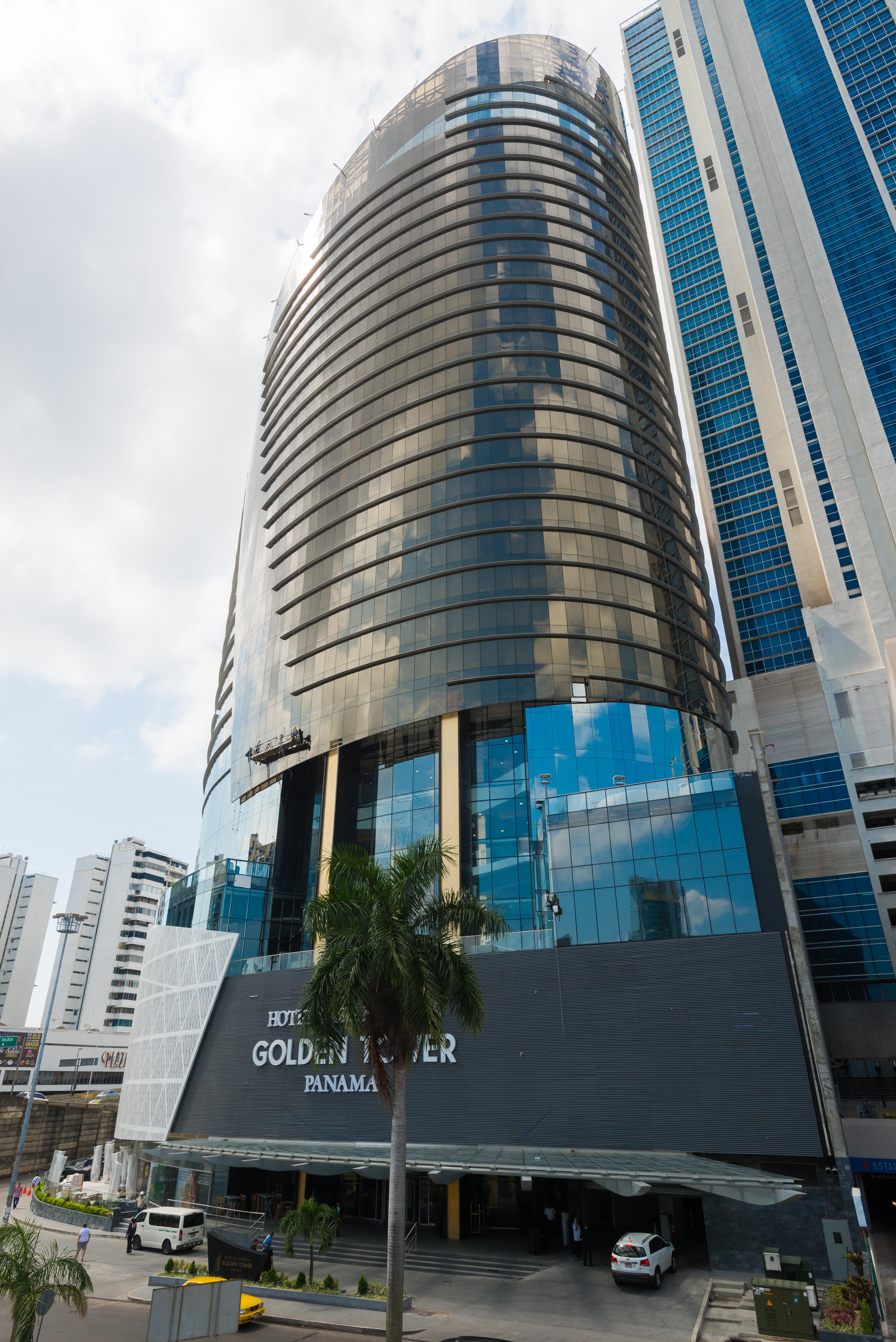 Hotel Las Americas Golden Tower Panama Exterior photo The building's facade