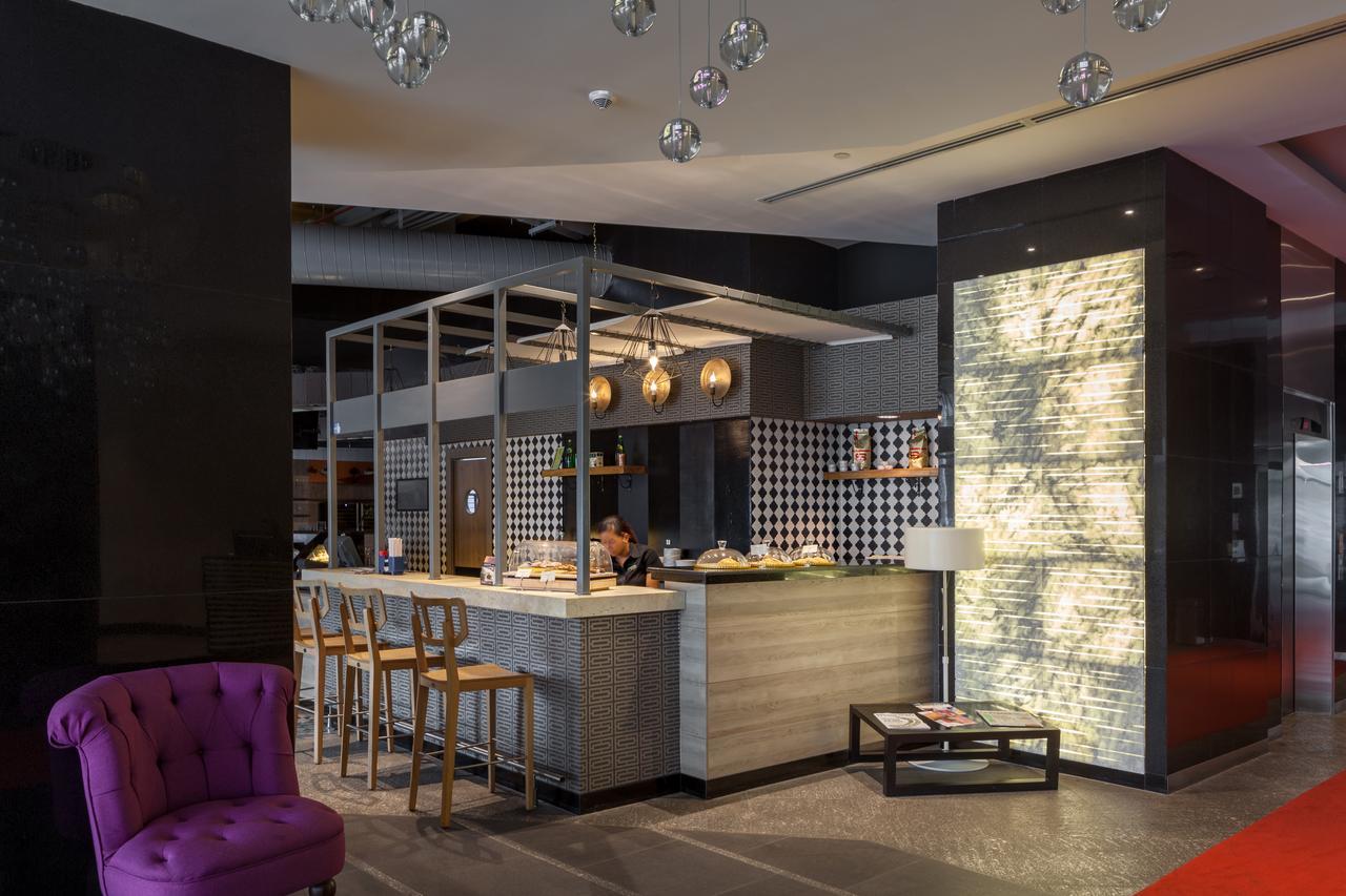 Hotel Las Americas Golden Tower Panama Exterior photo The kitchen at the restaurant